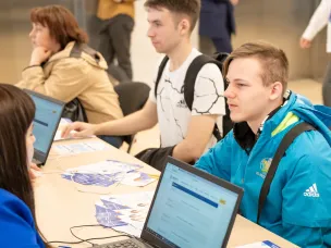 Более тысячи человек трудоустроились на площадке федерального этапа Всероссийской ярмарки трудоустройства в Нижнем Новгороде