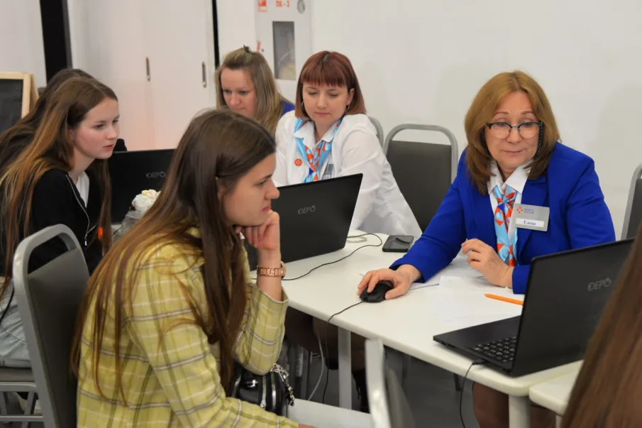 Где ждут на работу подростков летом?