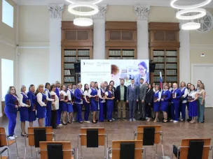 В Нижнем Новгороде в День знаний вручили дипломы выпускникам программы профессиональной переподготовки «Карьерный консультант/профориентолог»